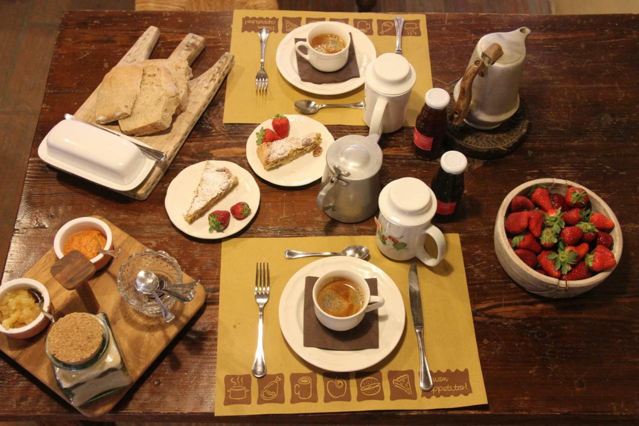 Ca' D'Alfieri Villa บาร์ดิ ภายนอก รูปภาพ